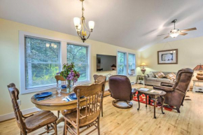Charming Retreat Near Downtown Frankfort and Beaches